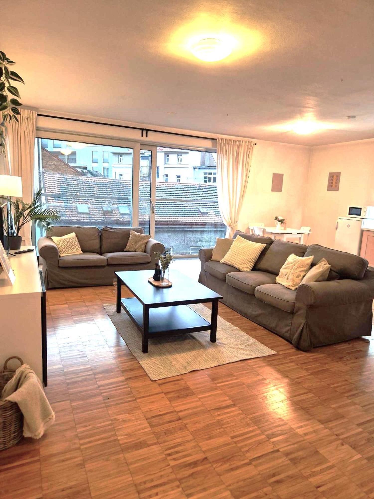 Spacious Near Center With Balcony And Garage Parking Appartamento *