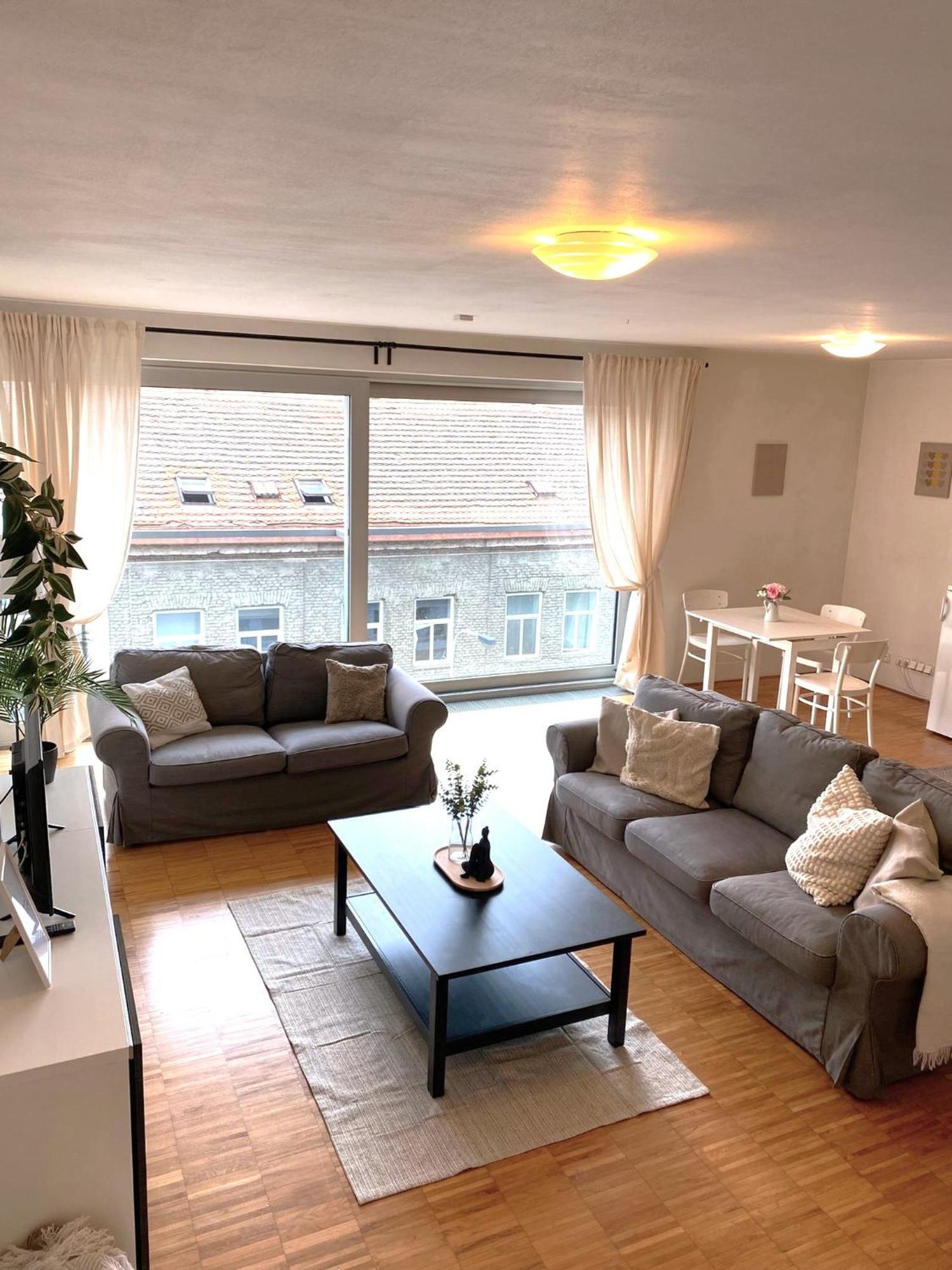 Appartamento Spacious Near Center With Balcony And Garage Parking Praga